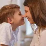 Moterys, gimusios šiais mėnesiais, yra rūpestingiausios mamos